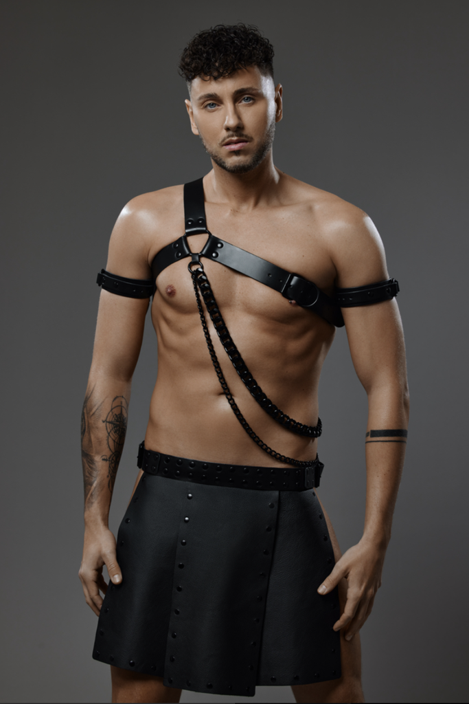PROVOCATEUR LEATHER HARNESS DICE