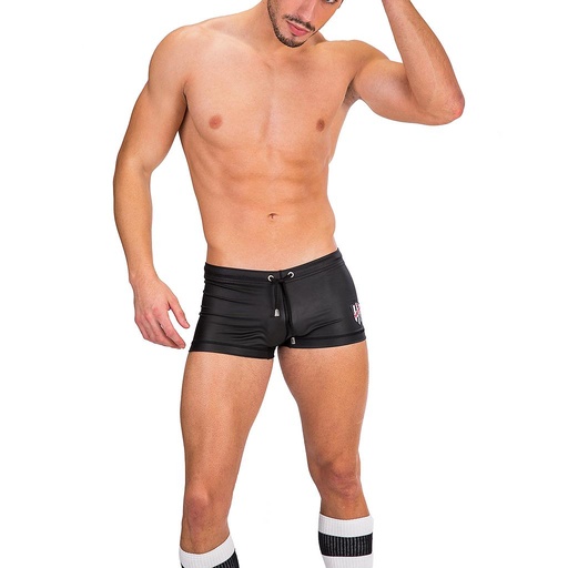 Barcode Berlin Short Brady Black